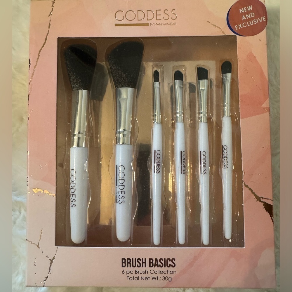 6 piece Brush Basics set from Goddess by Manna Kadar Makeup Beauty Face …